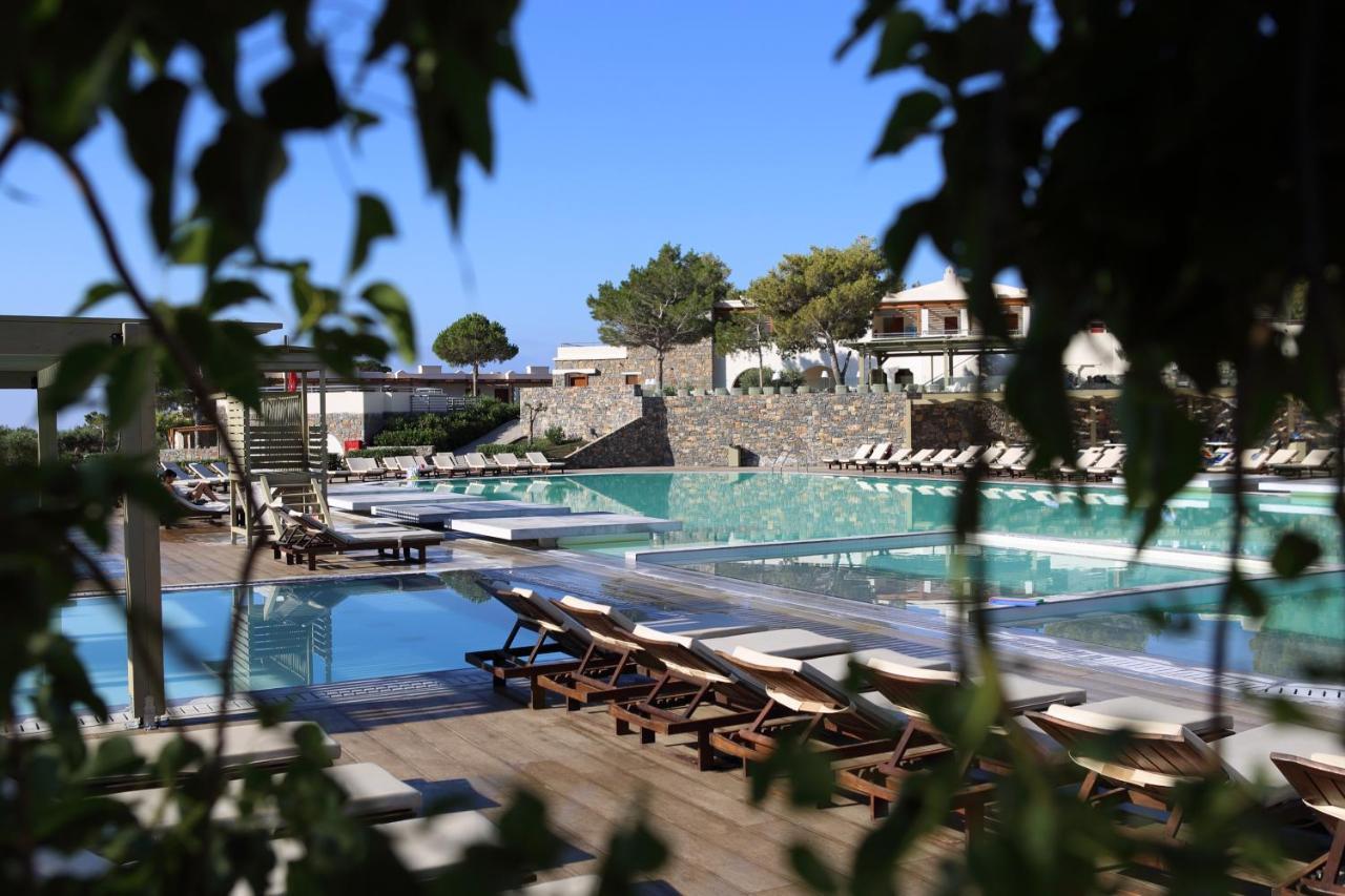 Almyra & Village 4*